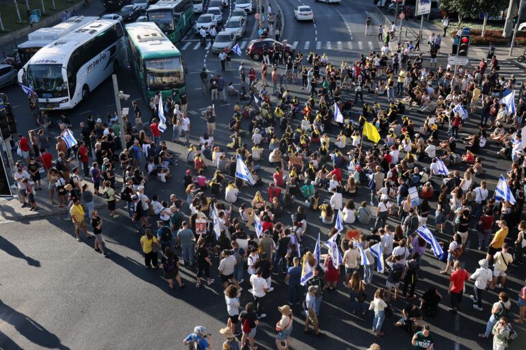 Παραλύει τη Δευτέρα το Ισραήλ από την απεργία για τους 6 νεκρούς ομήρους