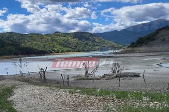 Η ανομβρία αποκάλυψε τον βυθισμένο οικισμό στην τεχνητή λίμνη Πουρναρίου! (ΦΩΤΟ - ΒΙΝΤΕΟ)