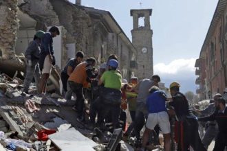 Νάπολη: Νεκρά δύο αδέρφια 4 και 6 ετών μετά από κατάρρευση κτιρίου