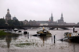 Αντιμέτωπη ταυτόχρονα με πλημμύρες και πυρκαγιές η Ευρώπη - Τουλάχιστον 16 νεκροί και συναγερμός στο RescEU