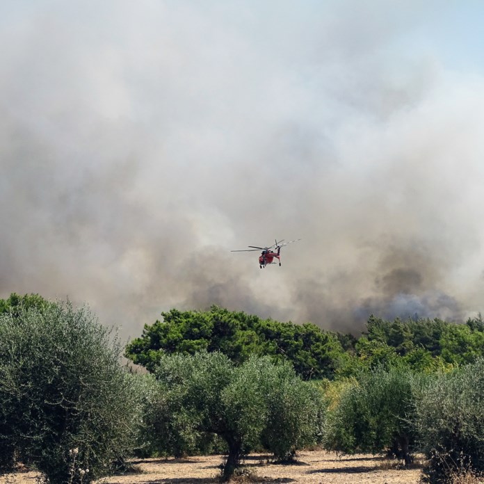 Φωτιά στη Ρόδο: Καίγεται δάσος στη Μαρίτσα