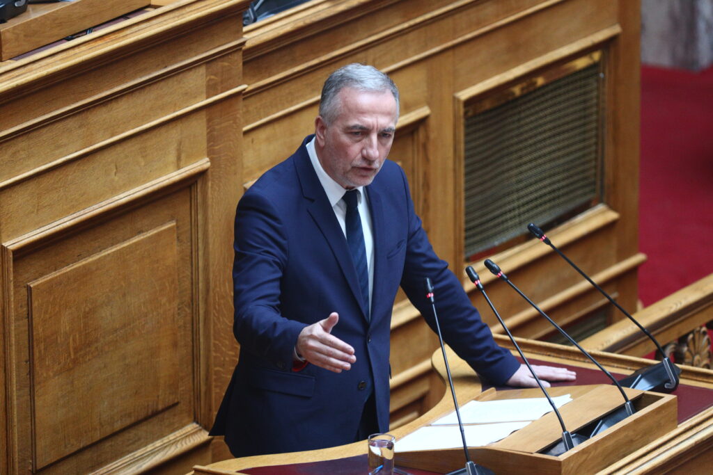 Καλαφάτης: Τα τελευταία χρόνια ασκούμε μια πολύ αυστηρή και δίκαιη μεταναστευτική πολιτική που έχει δώσει αποτελέσματα