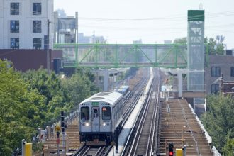 Εκτέλεσε τέσσερις ανθρώπους μέσα σε τρένο στο Σικάγο