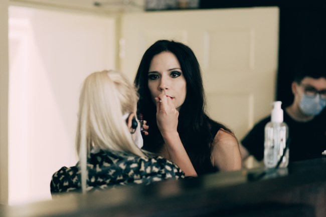 Βασιλική Βλάχου: Ποια είναι η Ελληνίδα που κατέκτησε τον βρετανικό κινηματογράφο