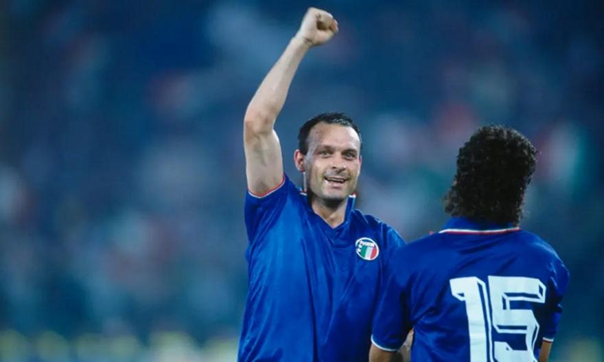 Γάμος Κασσελάκη – Τάιλερ: Δύο προσαγωγές για τη χρήση drone στη γαμήλια τελετή στο Βοτανικό Πάρκο στα Χανιά