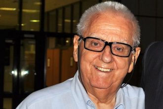 Πέθανε ο Ζήσης Κωνσταντίνου, πρόεδρος του Πρωτοβάθμιου Πειθαρχικού Συμβουλίου του ΔΣΑ