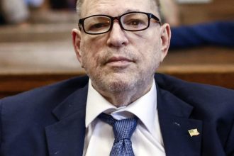 Σε δίκη με νέες κατηγορίες σεξουαλικών επιθέσεων παραπέμπεται ο Χάρβεϊ Γουάινστιν