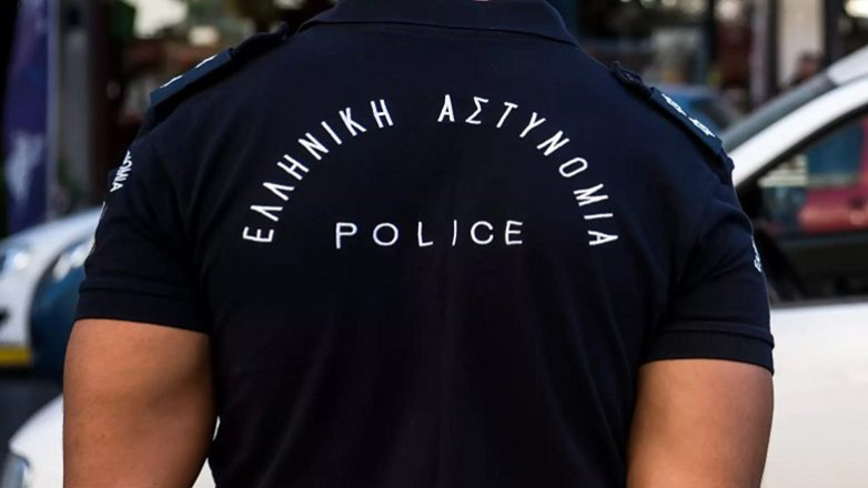 Χειροπέδες σε υπαστυνόμο στη Θεσσαλονίκη