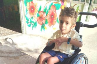 Ο Παναγιώτης Ραφαήλ στην Α' Δημοτικού!