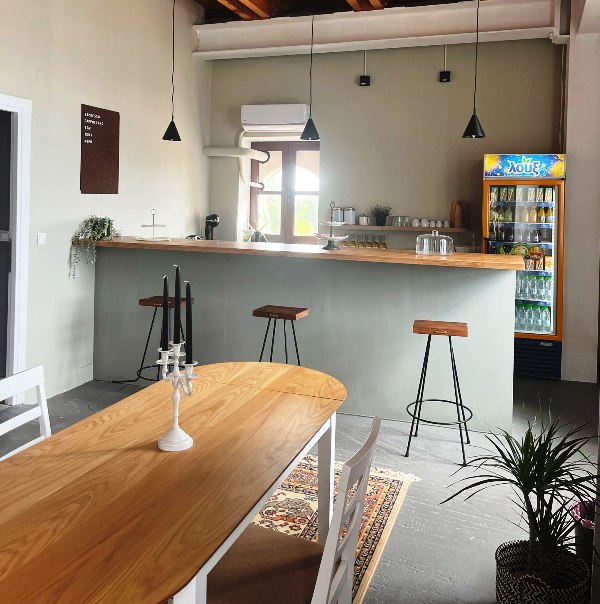 Θέατρο όροφως: "Παρουσίαση νέου προγράμματος"