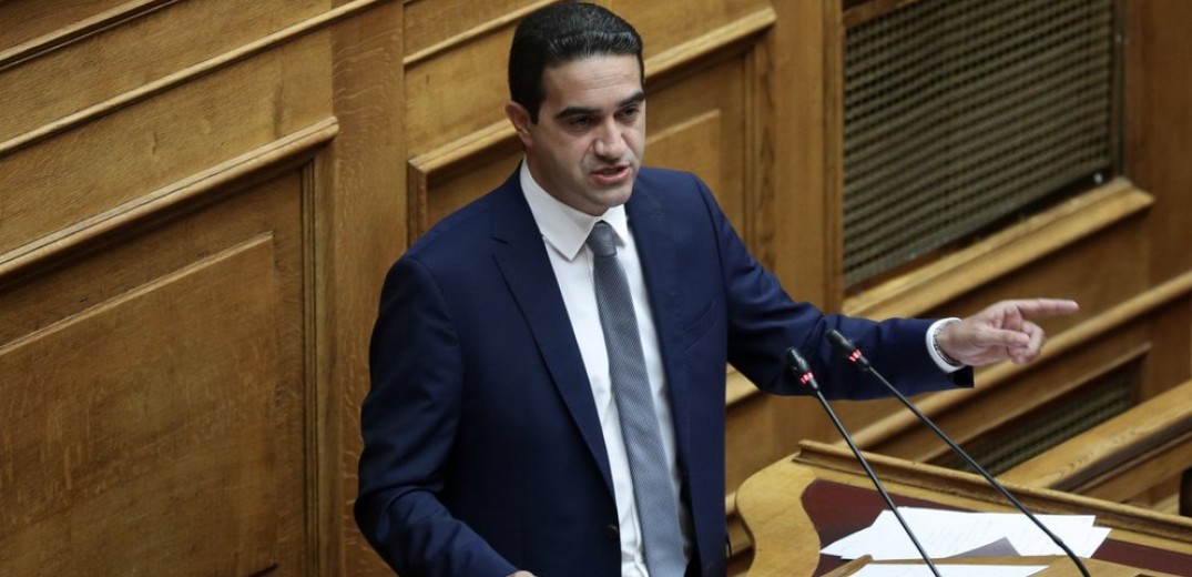 Κατρίνης: «Δεν σκοπεύω να αφομοιωθώ ή να προσχωρήσω σε επιλογές στασιμότητας και παρακμής που θέλουν ένα μικρό και ελεγχόμενο ΠΑΣΟΚ»