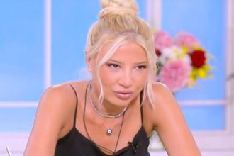 Η Σκορδά έδωσε απάντηση με… νόημα στον Σεφερλή