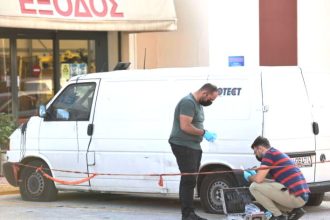 Τι ψάχνει η Αντιτρομοκρατική για τη ληστεία της χρηματαποστολής στο Λαύριο με λεία 1,5 εκατομμυρίου ευρώ - ΒΙΝΤΕΟ ΝΤΟΚΟΥΜΕΝΤΟ