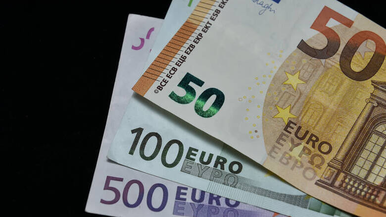 Δημόσιο: Αύξηση 100 ευρώ στους μισθούς των υπαλλήλων από την άνοιξη του 2025