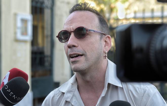 Δίκη - Κιβωτός του Κόσμου: «Θα εμπιστευόμουν με κλειστά μάτια την κόρη μου στον πατέρα Αντώνιο» κατέθεσε ο Πάνος Μουζουράκης