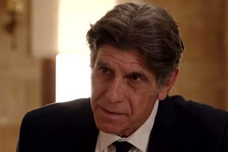 Γιάννης Μπέζος: Αιχμές κατά του Netflix – «Δεν είναι και καμιά φοβερή καταξίωση»