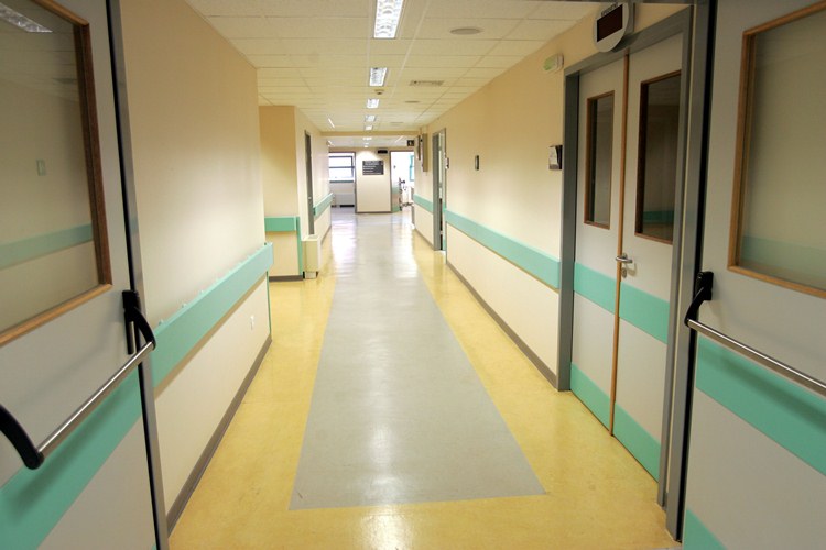 Καλαμάτα: Ρομά έκλεβε ασθενείς στο νοσοκομείο