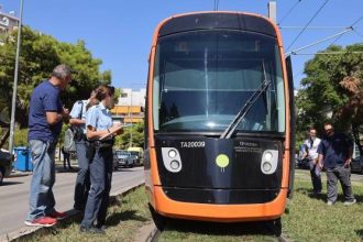 Νέα Σμύρνη: Τραμ παρέσυρε 15χρονο με πατίνι