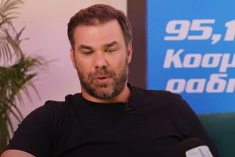 Γιώργος Σαμπάνης: «Έπαθα αιμάτωμα, έσπασε ο αδένας και πέταξε αίμα πάνω στις χορδές»