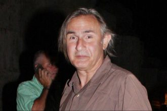 Άκης Σακελλαρίου: Τροχαίο ατύχημα για τον ηθοποιό - Η «έκτακτη ανακοίνωση»