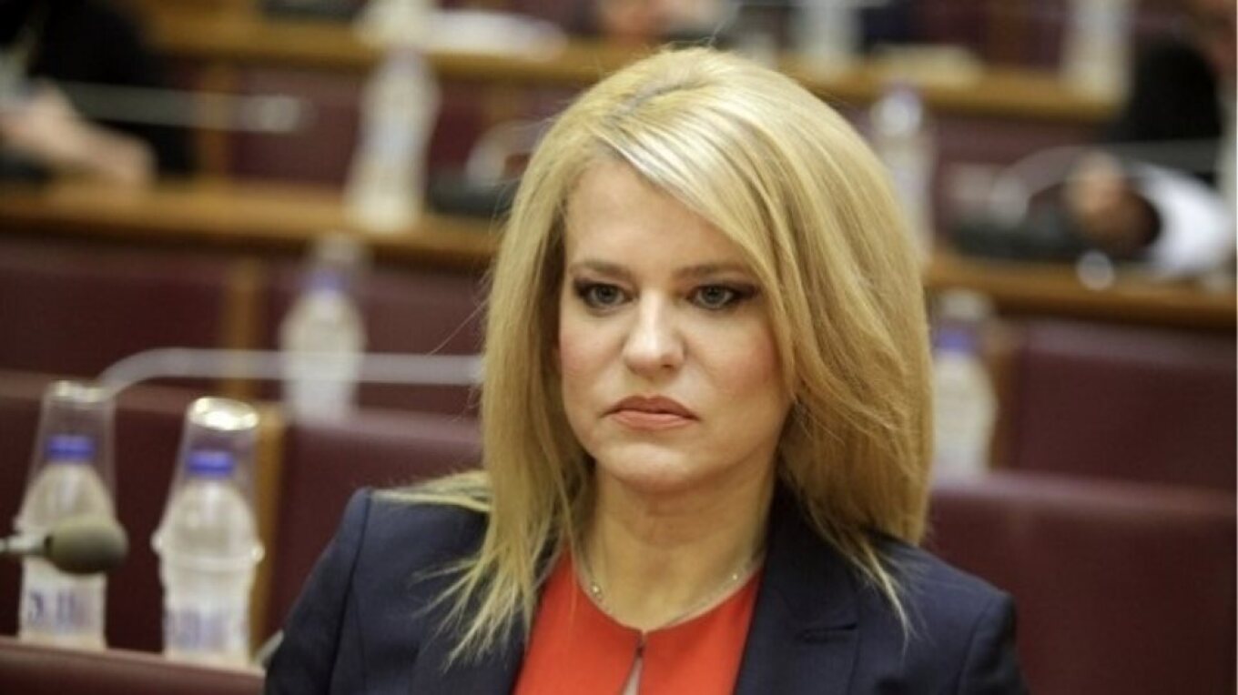 Θεοδώρα Τζάκρη: Θα κάνω μήνυση εναντίον του Γιάννη Ραγκούση
