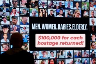 Μαθήτρια σε κωματώδη κατάσταση στο προαύλιο εκκλησίας