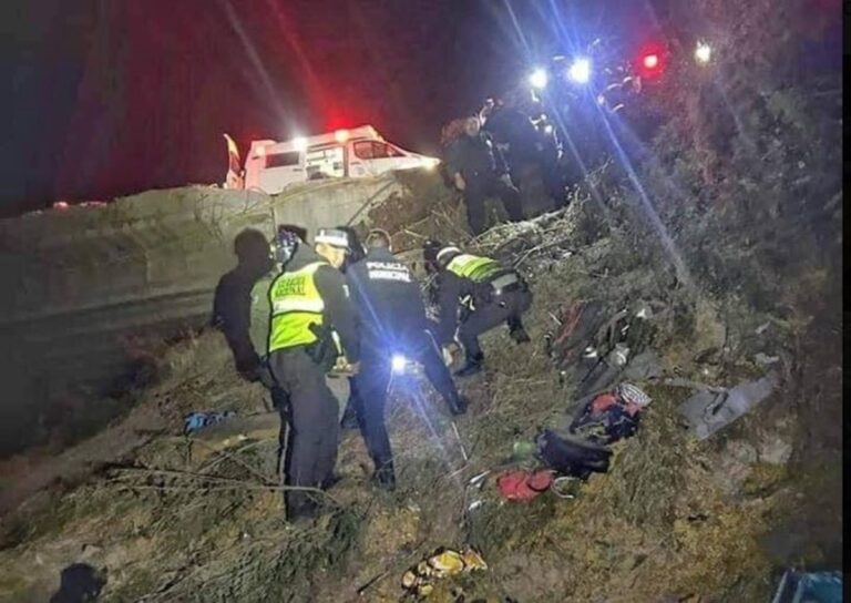 Τραγωδία στο Μεξικό: Τουλάχιστον 24 νεκροί σε σύγκρουση λεωφορείου με φορτηγό