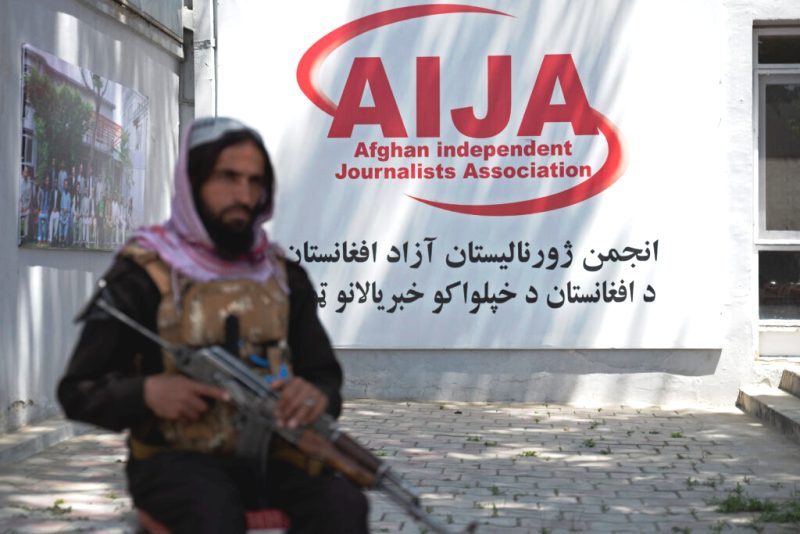 Αφγανιστάν: Οι Ταλιμπάν απαγόρευσαν στα τηλεοπτικά κανάλια να προβάλουν εικόνες ανθρώπων και ζώων