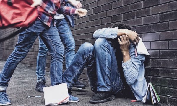 Στοιχεία σοκ για την ανήλικη παραβατικότητα: 10.485 παιδιά - δράστες μέσα σε 9 μήνες