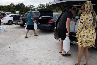 Εκκενώνεται η Φλόριντα από την έλευση του τυφώνα Μίλτον – Δήμαρχος προειδοποιεί: Αν μείνετε, θα πεθάνετε