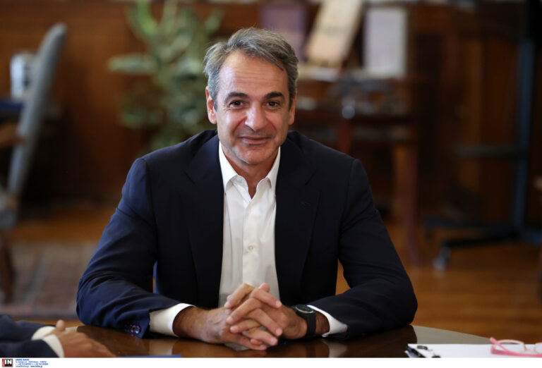 Στις εορταστικές εκδηλώσεις στο Περιστέρι ο Κυριάκος Μητσοτάκης