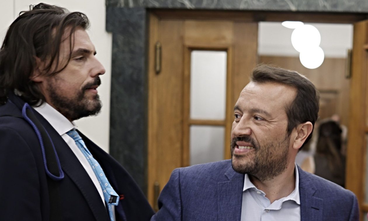 ΣΥΡΙΖΑ: «Καμπανάκι» Νίκου Παππά σε Πέτρο Παππά – «Συμμορφώνεσαι ή αποχωρείς»