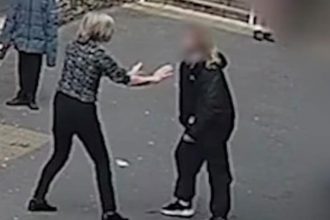 Κορίτσι 14 ετών σε αμόκ επιτέθηκε με μαχαίρι εναντίον δασκάλων και συμμαθητή της