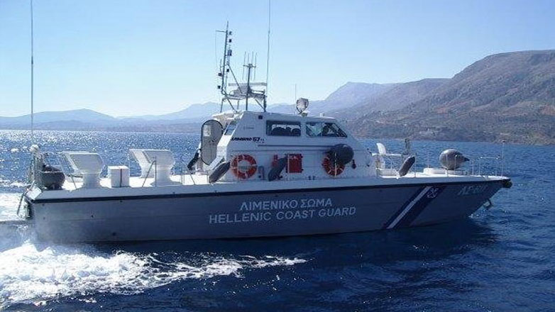 Εγκλωβίστηκαν στα βράχια 26 μετανάστες