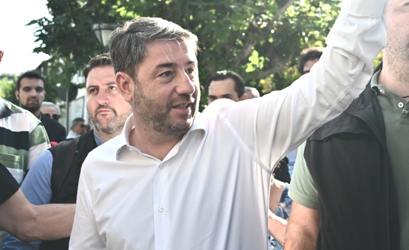 Ξανά Πρόεδρος ο Ανδρουλάκης με 59,92% έναντι 40,08% του Δούκα - ΤΟ ΤΕΛΙΚΟ ΑΠΟΤΕΛΕΣΜΑ