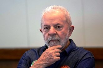 Βραζιλία: «Σοβαρός» ο τραυματισμός στο κεφάλι του προέδρου Λούλα, όμως ασκεί κανονικά τα καθήκοντά του