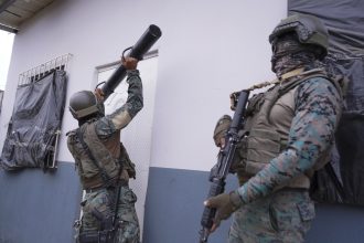 Ισημερινός: Συνελήφθησαν δύο ηγετικά στελέχη συμμορίας - Κατηγορούνται για σχεδιασμό ένοπλης επίθεσης σε τηλεοπτικό σταθμό