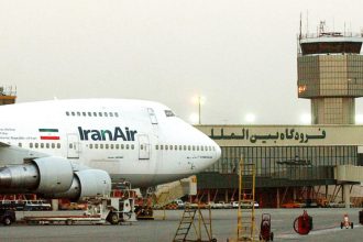 Ιράν: Κλείνει τα αεροδρόμιά του από τις 9 το βράδυ