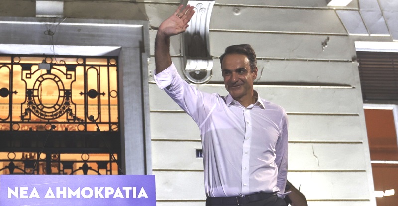 «Τα καλύτερα είναι μπροστά μας, πάμε για άλλη μία θητεία» είπε ο Κυριάκος Μητσοτάκης από τη Ρηγίλλης στη γιορτή για τα 50 χρόνια της ΝΔ (ΒΙΝΤΕΟ)