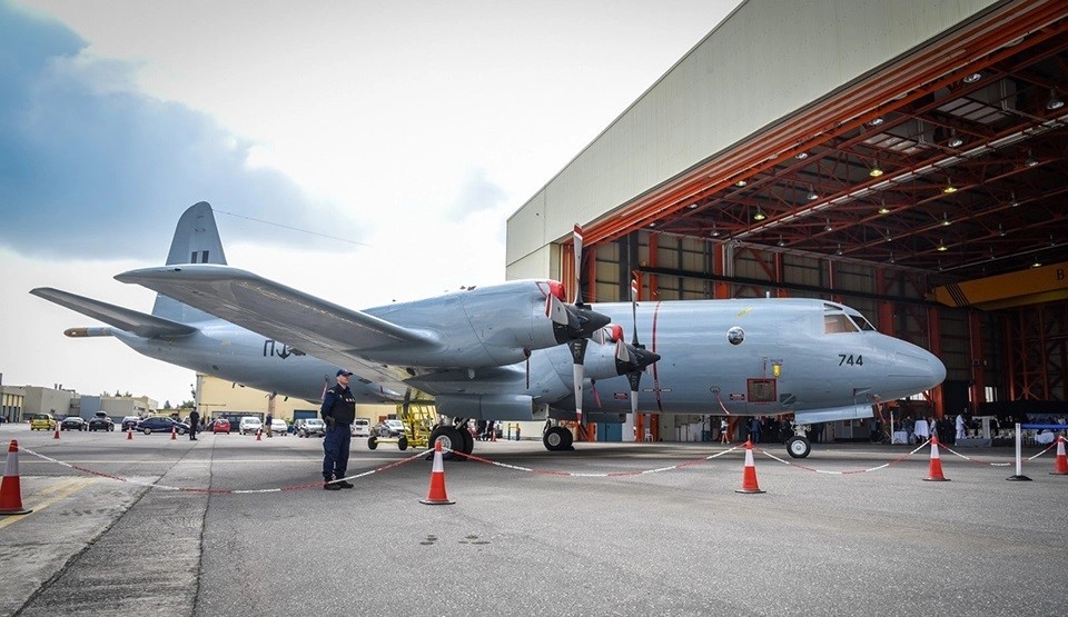 Στη Βουλή η δικογραφία για τα αεροσκάφη P-3B Orion του Πολεμικού Ναυτικού με εμπλεκόμενους Τσίπρα – Καμμένο