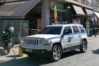 15χρονη τραυματίστηκε σοβαρά σε στάση λεωφορείου - Έπεσε στο κεφάλι της σοβάς από μπαλκόνι