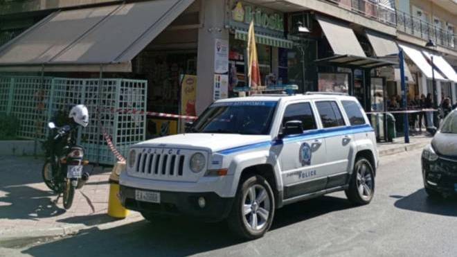 15χρονη τραυματίστηκε σοβαρά σε στάση λεωφορείου - Έπεσε στο κεφάλι της σοβάς από μπαλκόνι