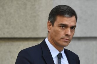 Βαλένθια - πλημμύρες: Έκκληση Σάντσεθ στους κατοίκους «να μείνουν στα σπίτια τους»