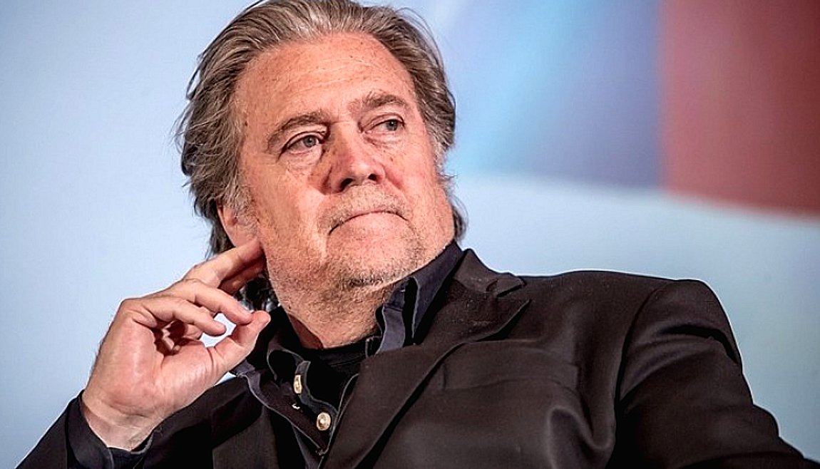 Στιβ Μπάνον: Αποφυλακίστηκε ο πρώην σύμβουλος του Ντόναλντ Τραμπ