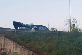 Γιάννενα: «Έσβησε» στην άσφαλτο 20χρονος μετά από μετωπική σύγκρουση δύο αυτοκινήτων