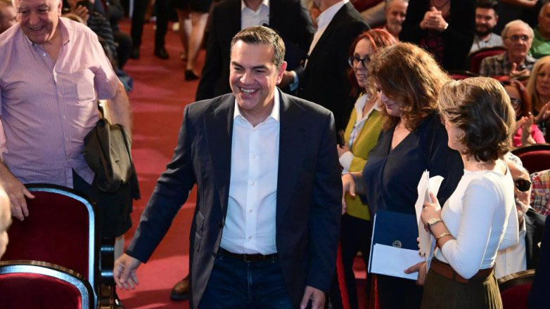 Το μήνυμα της βάσης του ΣΥΡΙΖΑ: «Αλέξη, γύρνα πίσω» - Ποια ήταν η απάντηση Τσίπρα