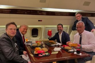 Ο Τραμπ τρώει McDonald΄s – «Θα ασχοληθούμε με την υγεία της Αμερικής από αύριο»