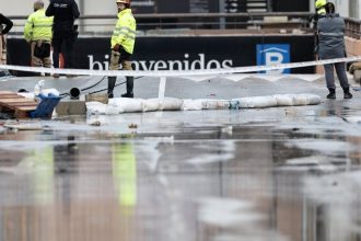 Πνίγεται από τις πλημμύρες και η Βαρκελώνη - Λίμνη το αεροδρόμιο, ποτάμια οι δρόμοι