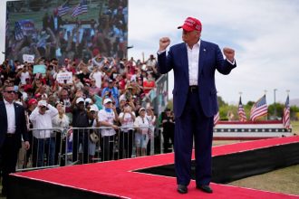 Αμερικανικές εκλογές 2024: «Κλείδωσε» η νίκη του Ντόναλντ Τραμπ – Συγκεντρώνει τουλάχιστον 276 εκλέκτορες και επιστρέφει στον Λευκό Οίκο