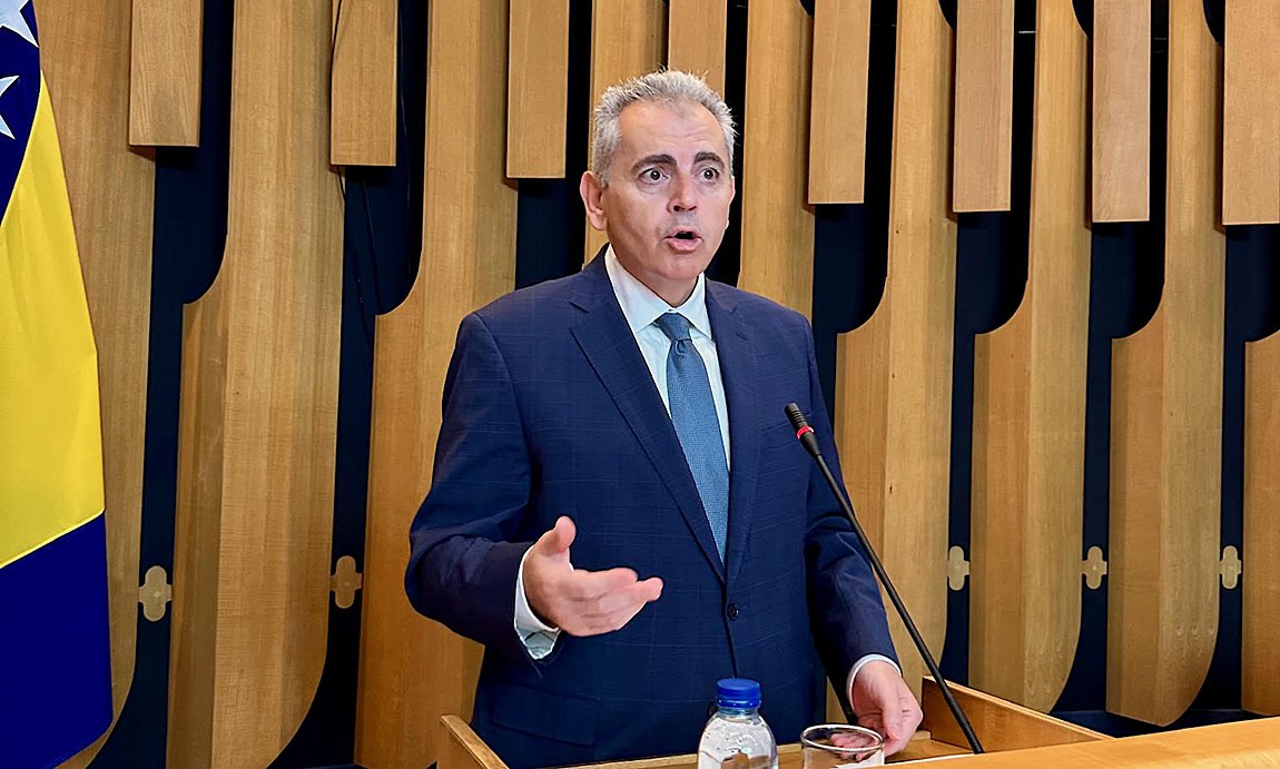 Χαρακόπουλος: «Η επιμονή στην woke κουλτούρα επηρέασε και τις αμερικανικές εκλογές»